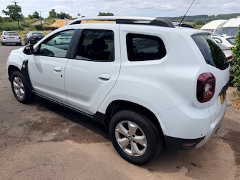 Used Dacia Duster 2019 for sale - 79345375: Photo