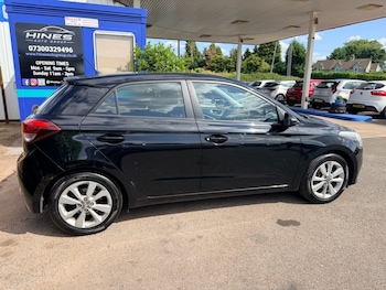 Used Hyundai i20 2015 for sale - 79345212: Photo