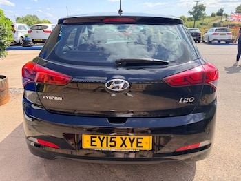 Used Hyundai i20 2015 for sale - 79345212: Photo