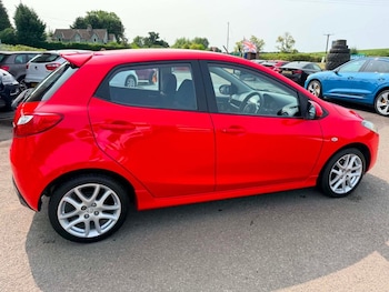 Used Mazda Mazda2 2011 for sale - 79345161: Photo