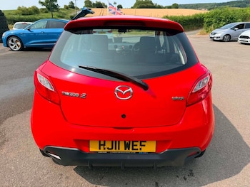 Used Mazda Mazda2 2011 for sale - 79345161: Photo