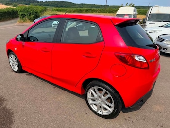 Used Mazda Mazda2 2011 for sale - 79345161: Photo