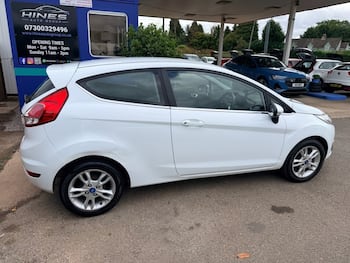 Used Ford Fiesta 2014 for sale - 79643159: Photo
