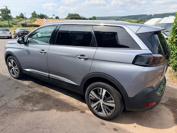 Used Peugeot 5008 2021 for sale - 79345388: Photo