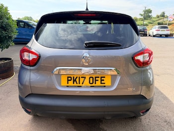 Used Renault Captur 2017 for sale - 79345209: Photo