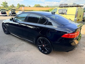 Used Jaguar XE 2018 for sale - 79607926: Photo