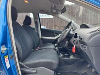 Used Toyota Yaris 2010 for sale - 75041332: Photo