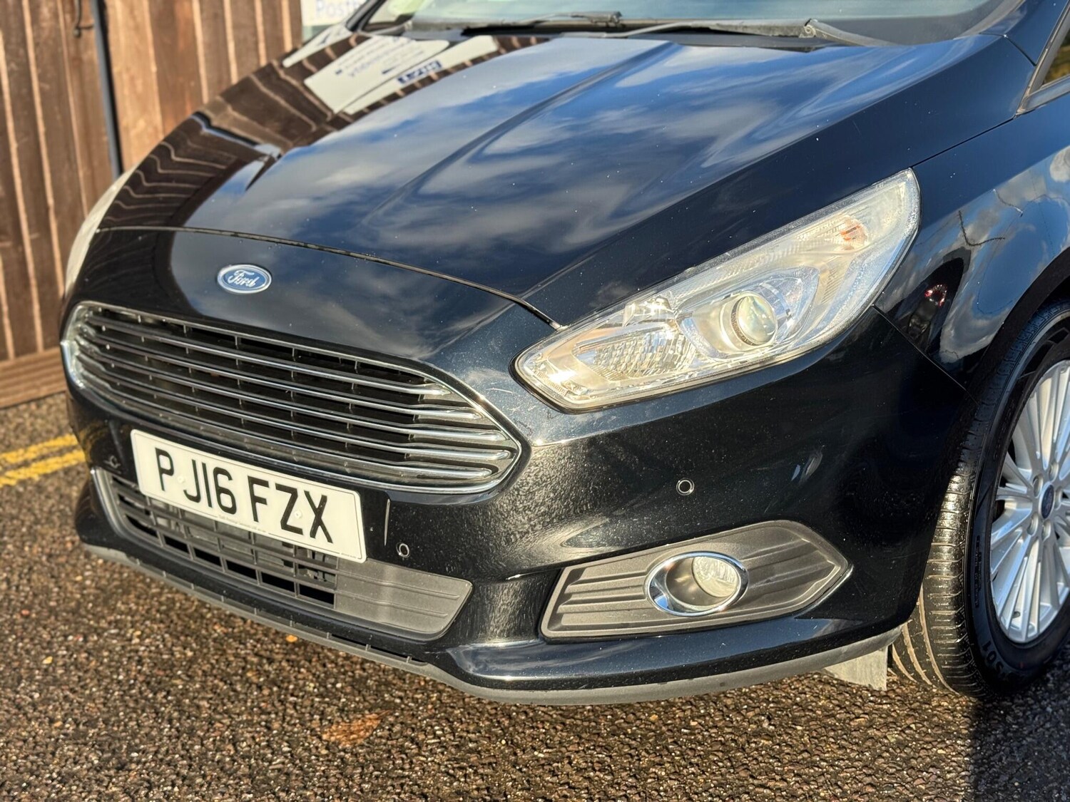 Used Ford S-Max 2016 for sale - 76522388: Photo 17