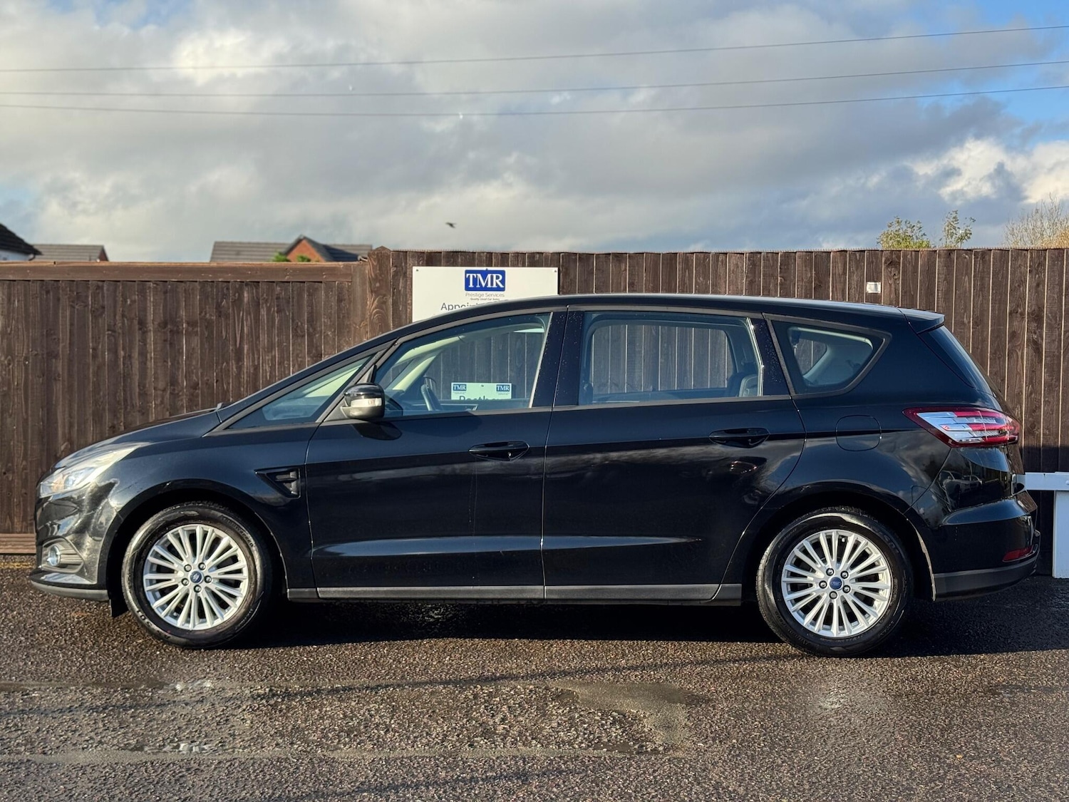 Used Ford S-Max 2016 for sale - 76522388: Photo 18