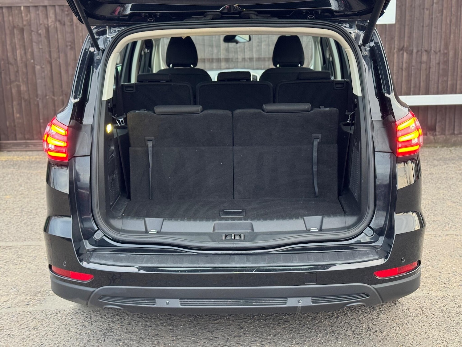 Used Ford S-Max 2016 for sale - 76522388: Photo 23