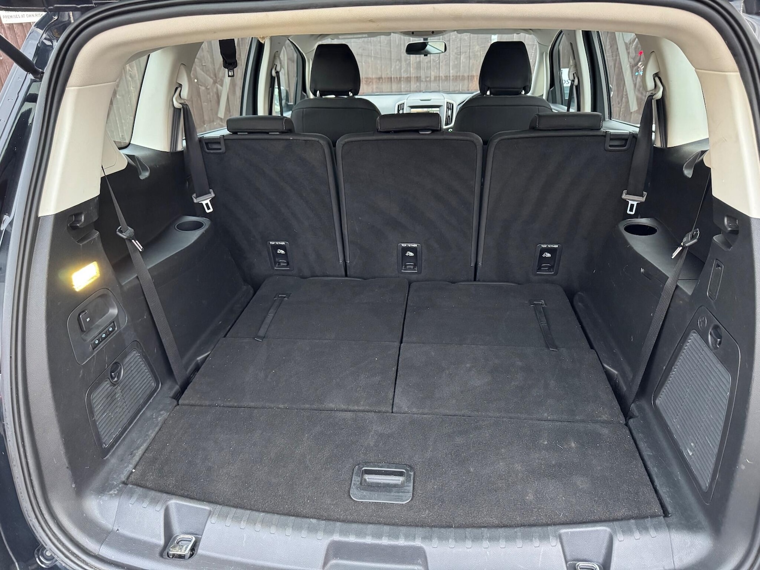 Used Ford S-Max 2016 for sale - 76522388: Photo 25