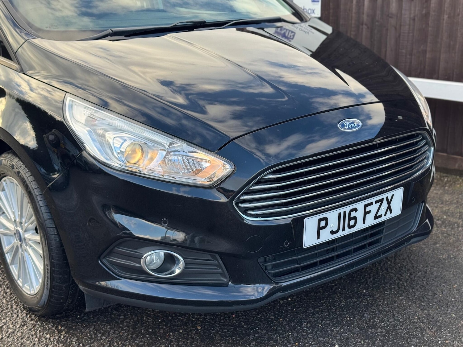 Used Ford S-Max 2016 for sale - 76522388: Photo 6