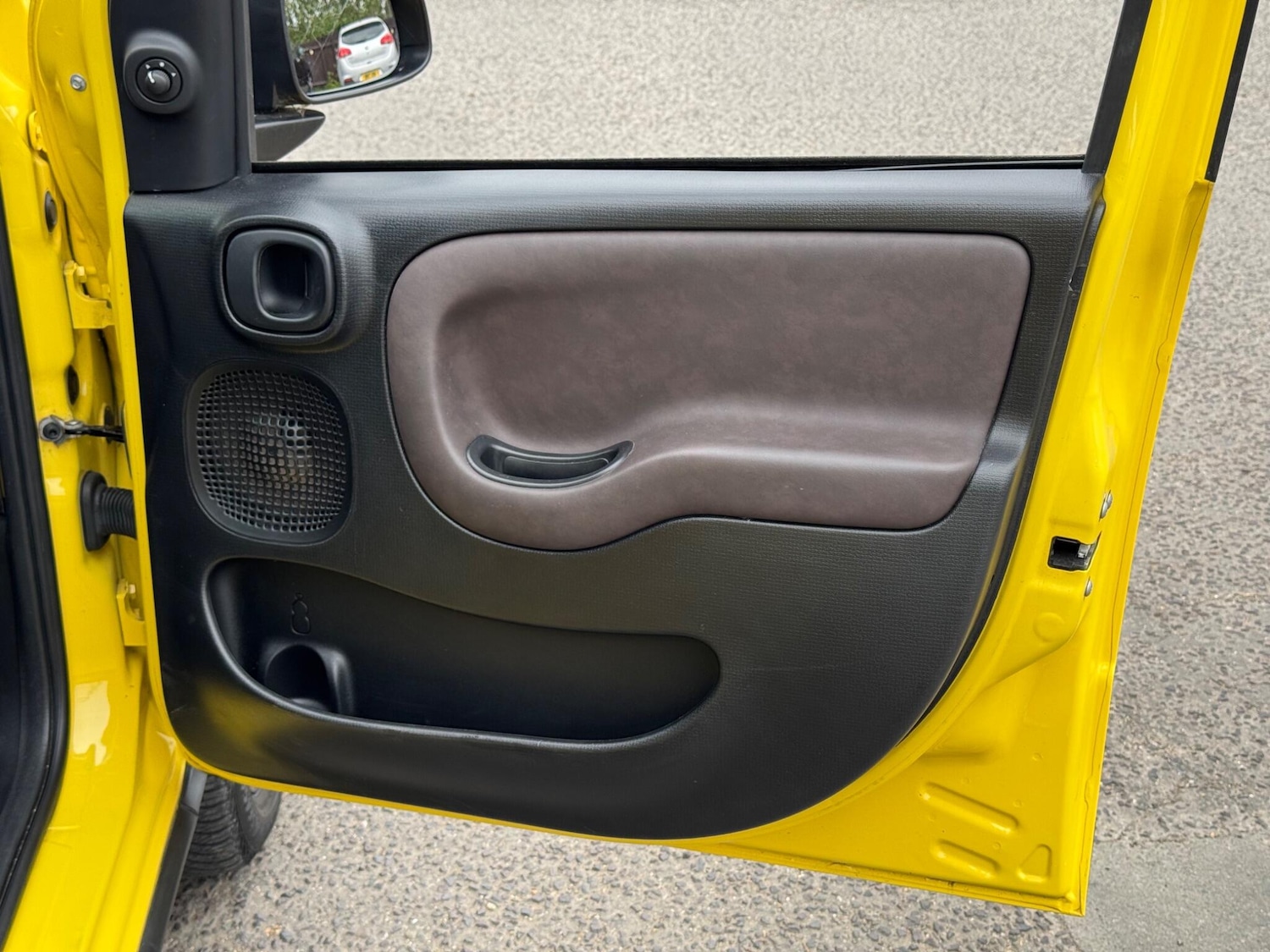 Vehicle 27