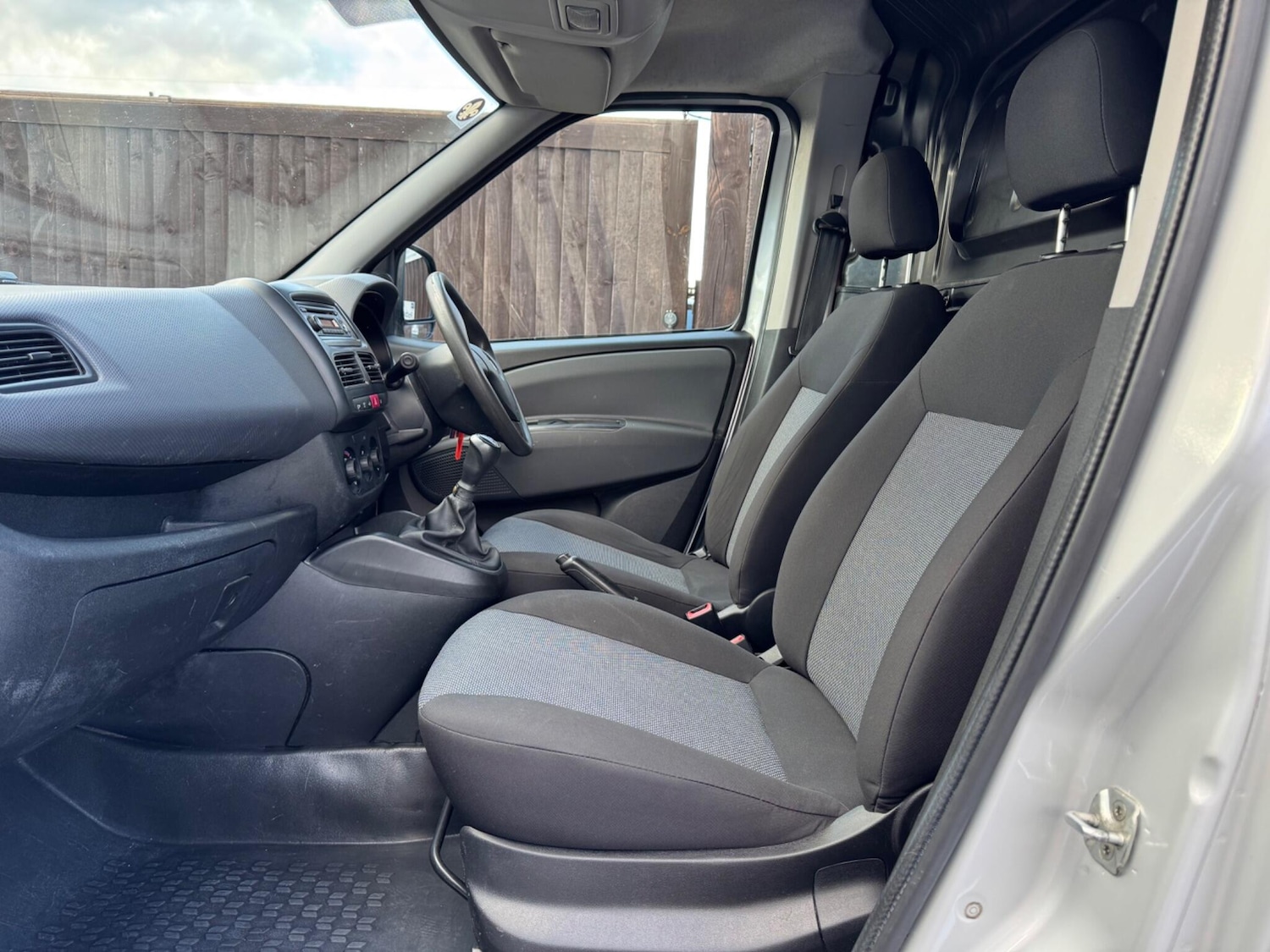 Used Fiat Doblo 2014 for sale - 76839947: Photo 27