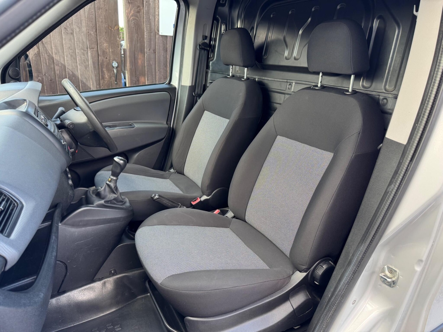 Used Fiat Doblo 2014 for sale - 76839947: Photo 28