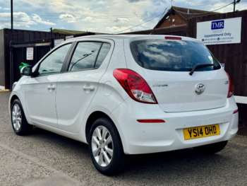 Used Hyundai i20 2014 for sale - 75280449: Photo