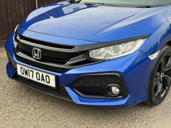 Used Honda Civic 2017 for sale - 75552384: Photo 15