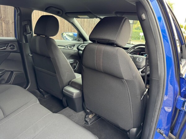Used Honda Civic 2017 for sale - 75552384: Photo 28