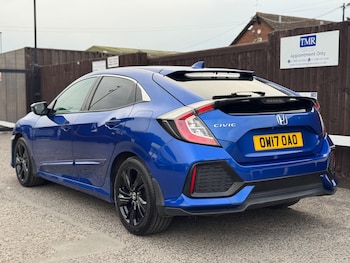 Used Honda Civic 2017 for sale - 75552384: Photo