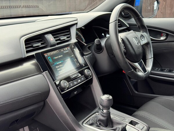 Used Honda Civic 2017 for sale - 75552384: Photo 31