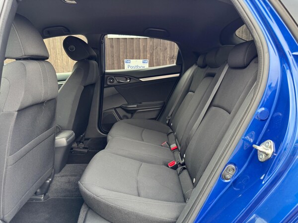 Used Honda Civic 2017 for sale - 75552384: Photo 32