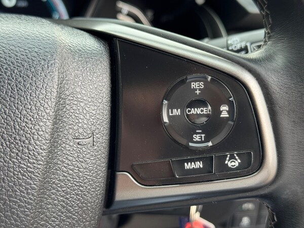 Used Honda Civic 2017 for sale - 75552384: Photo 44