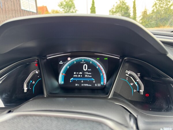 Used Honda Civic 2017 for sale - 75552384: Photo 47