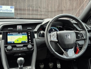 Used Honda Civic 2017 for sale - 75552384: Photo