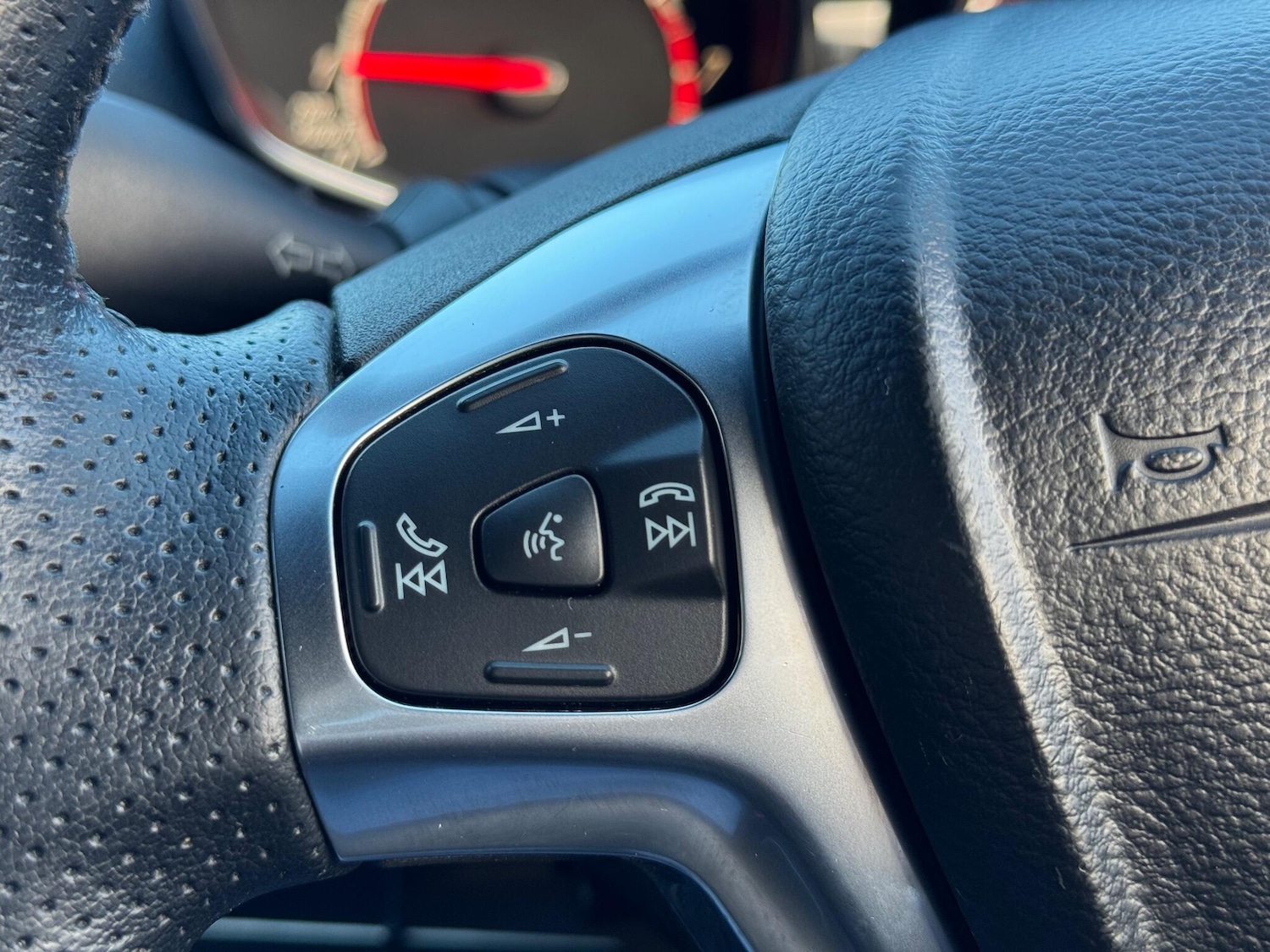 Used Ford Fiesta 2014 for sale - 76786628: Photo 43