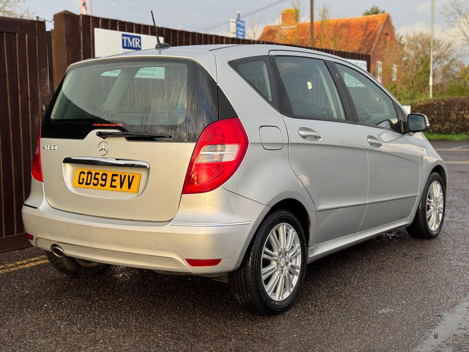 Used Mercedes-Benz A-Class 2010 for sale - 76824455: Photo 10