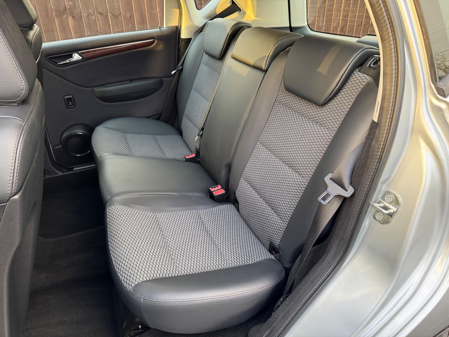 Used Mercedes-Benz A-Class 2010 for sale - 76824455: Photo 35