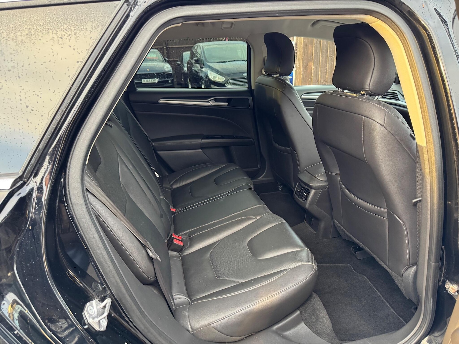 Used Ford Mondeo 2016 for sale - 76992680: Photo 12