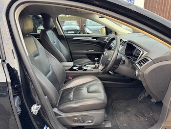 Used Ford Mondeo 2016 for sale - 76992680: Photo