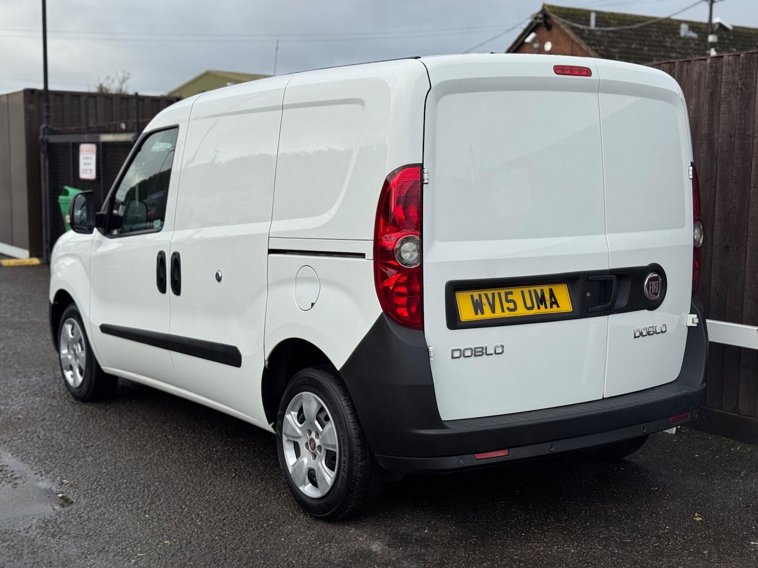 Used Fiat Doblo 2015 for sale - 76976168: Photo 2