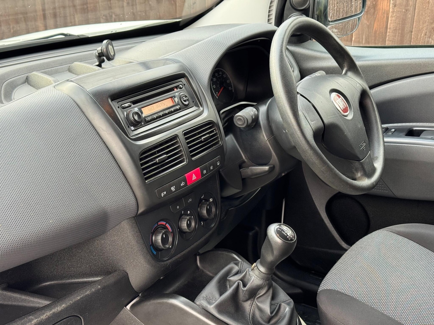 Used Fiat Doblo 2015 for sale - 76976168: Photo 4