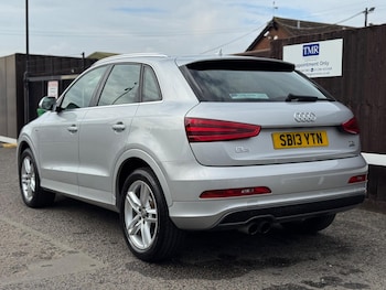 Used Audi Q3 for sale - 76094679: Photo 2