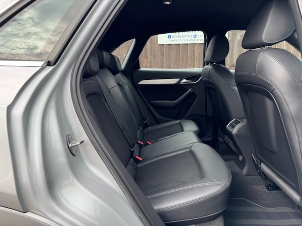 Used Audi Q3 for sale - 76094679: Photo 31
