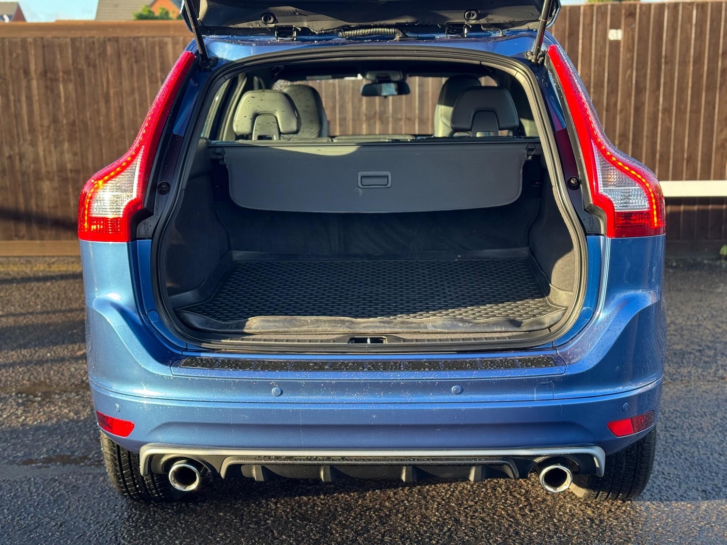 Used Volvo XC60 for sale - 76771629: Photo 23