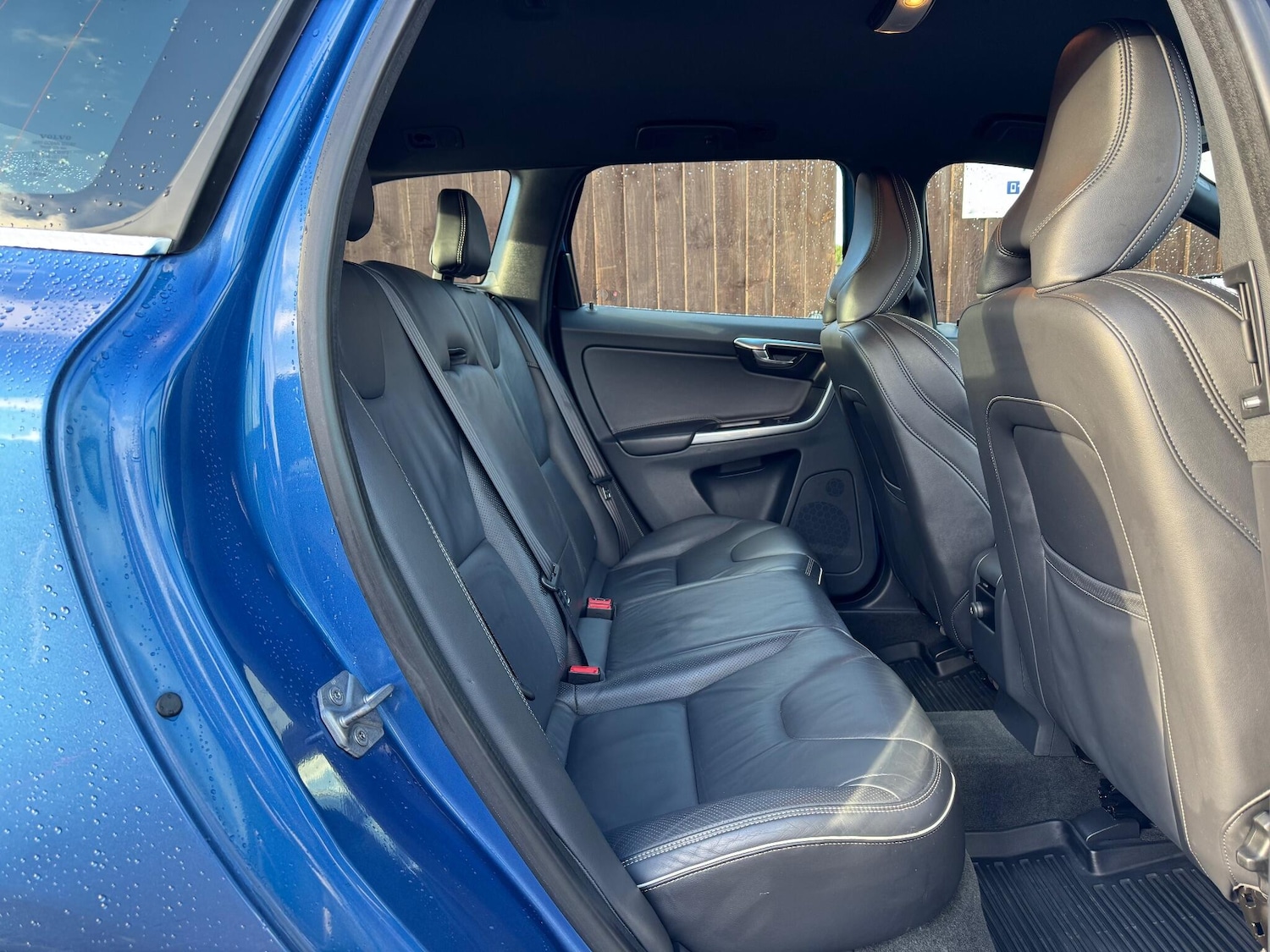 Used Volvo XC60 for sale - 76771629: Photo 30