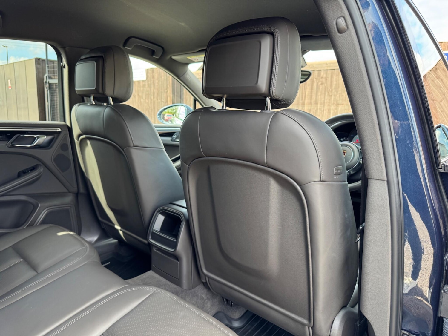 Used Porsche Macan 2015 for sale - 77053945: Photo 37