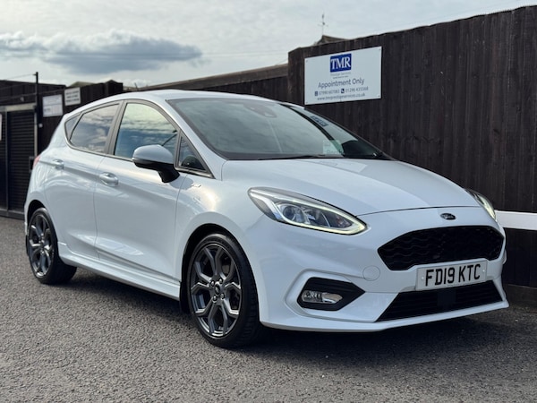 Used Ford Fiesta 2019 for sale - 76109543: Photo 1