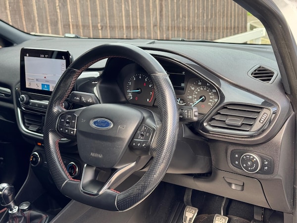 Used Ford Fiesta 2019 for sale - 76109543: Photo 26