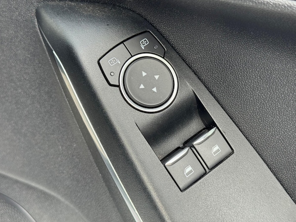 Used Ford Fiesta 2019 for sale - 76109543: Photo 28