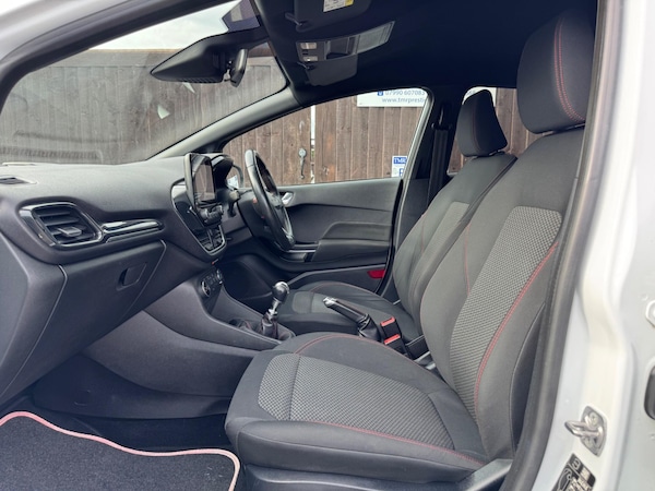 Used Ford Fiesta 2019 for sale - 76109543: Photo 33