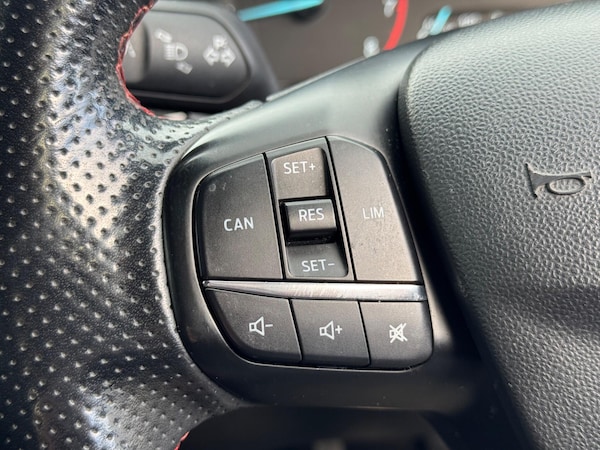 Used Ford Fiesta 2019 for sale - 76109543: Photo 48