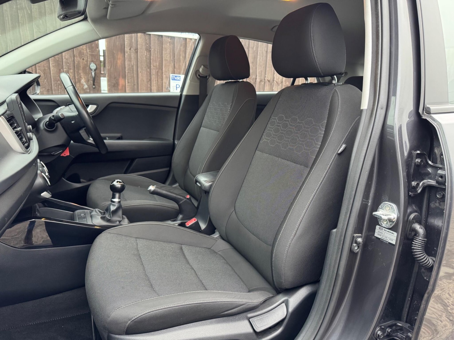 Used Kia Rio 2017 for sale - 77050065: Photo 33