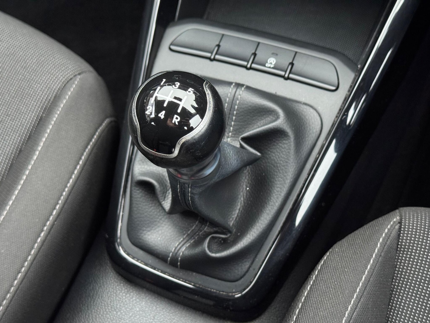 Used Kia Rio 2017 for sale - 77050065: Photo 43