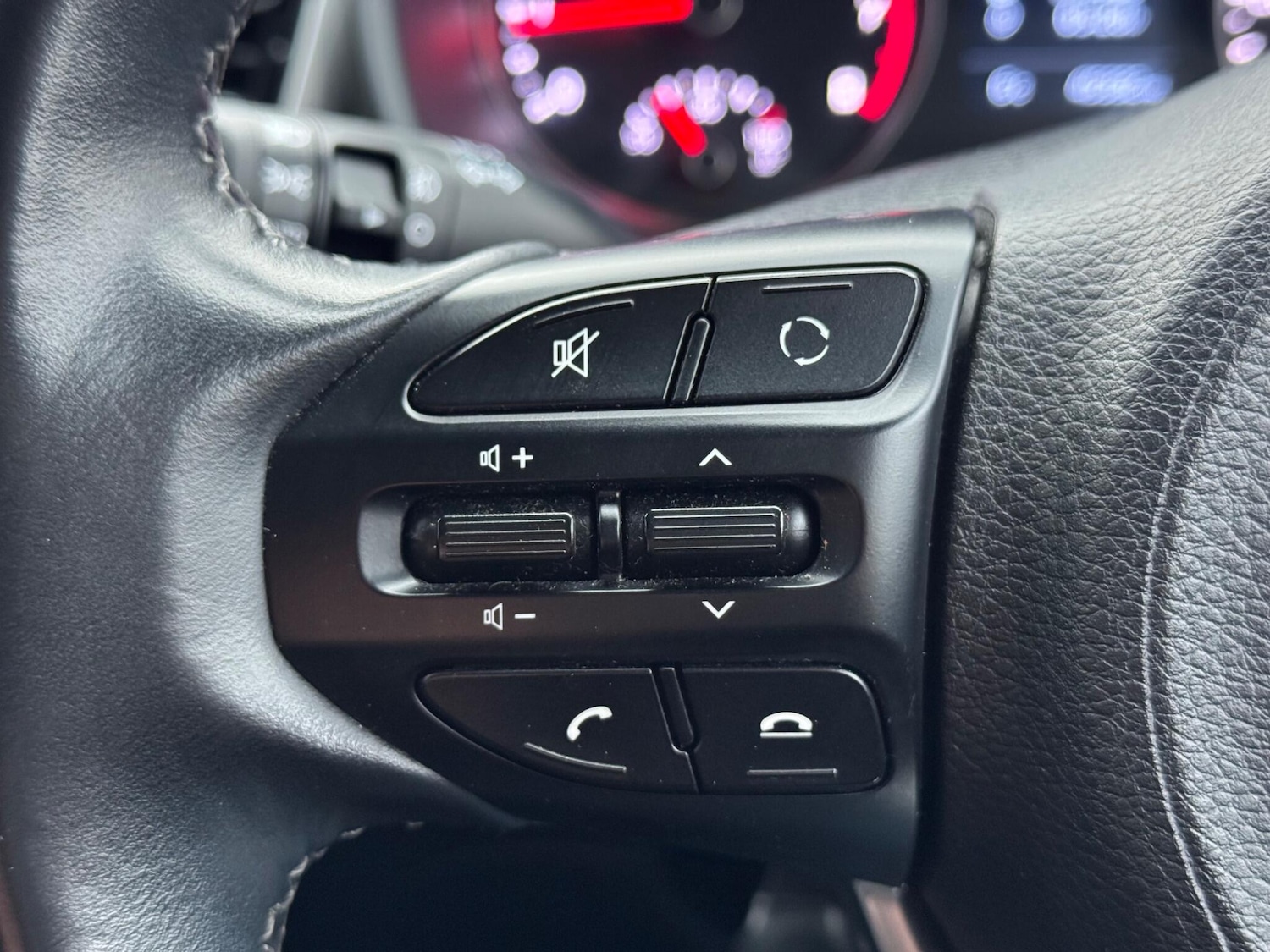 Used Kia Rio 2017 for sale - 77050065: Photo 46