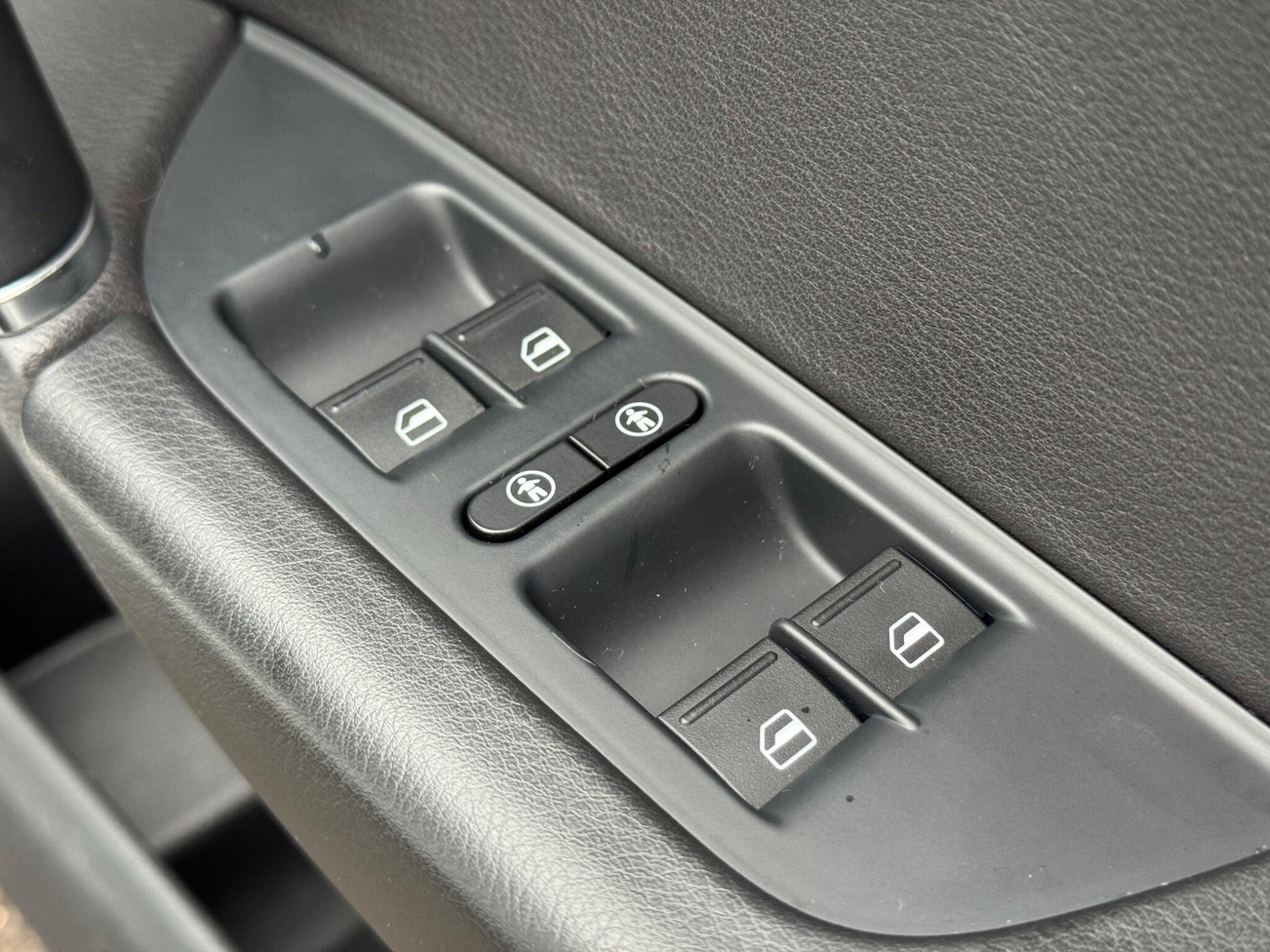 Used Volkswagen Touareg for sale - 76964687: Photo 33