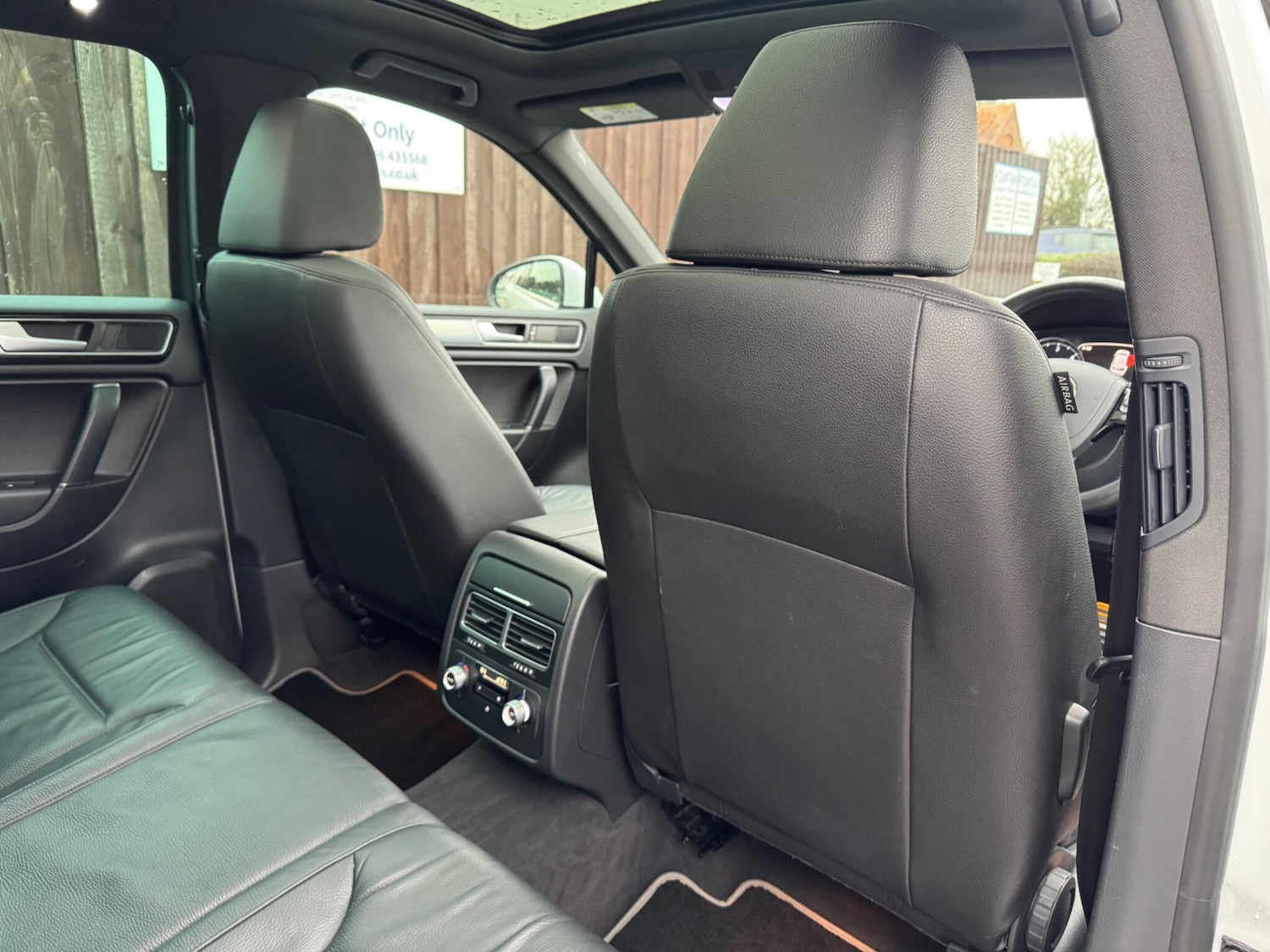 Used Volkswagen Touareg for sale - 76964687: Photo 38